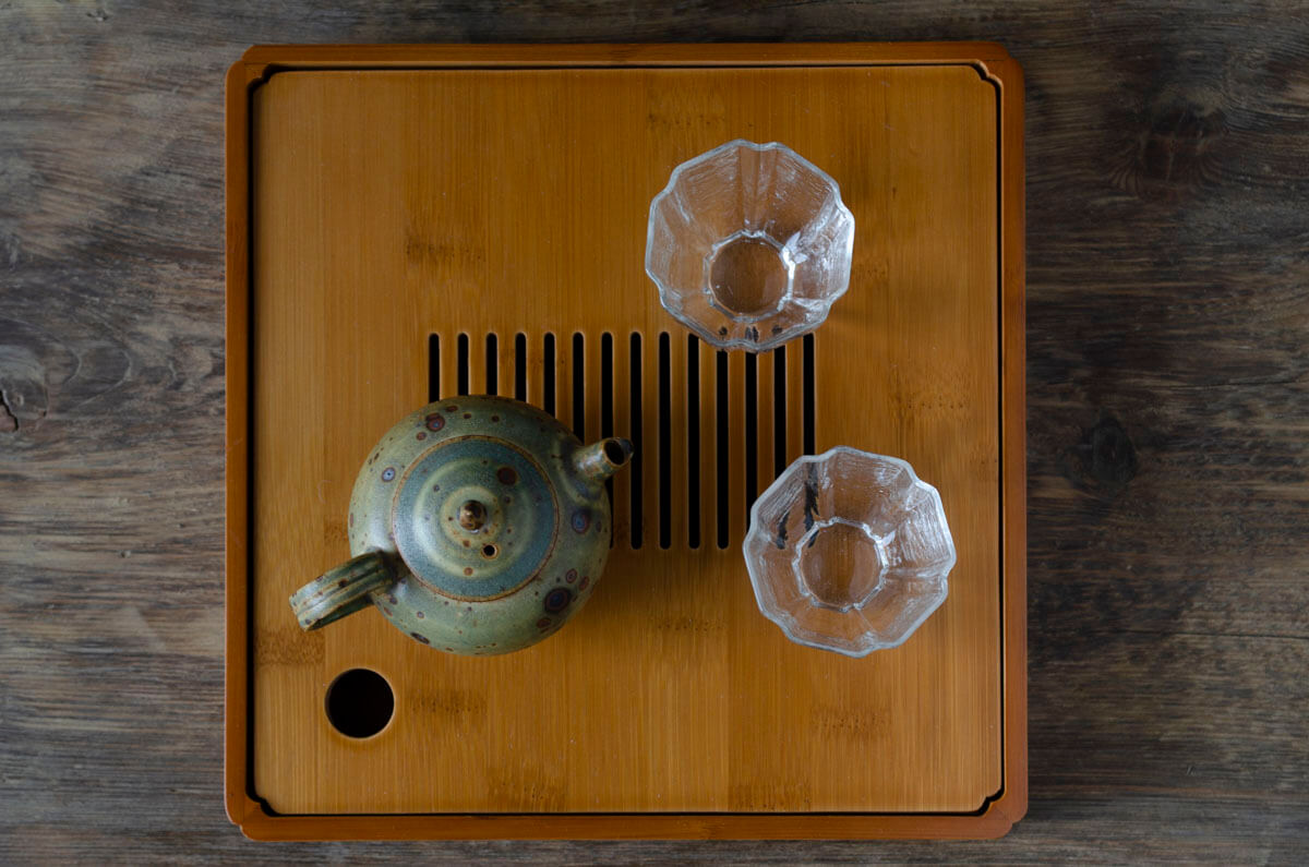 Patipatti Bamboo Tea Tray with Reservoir - Zen Lines Square